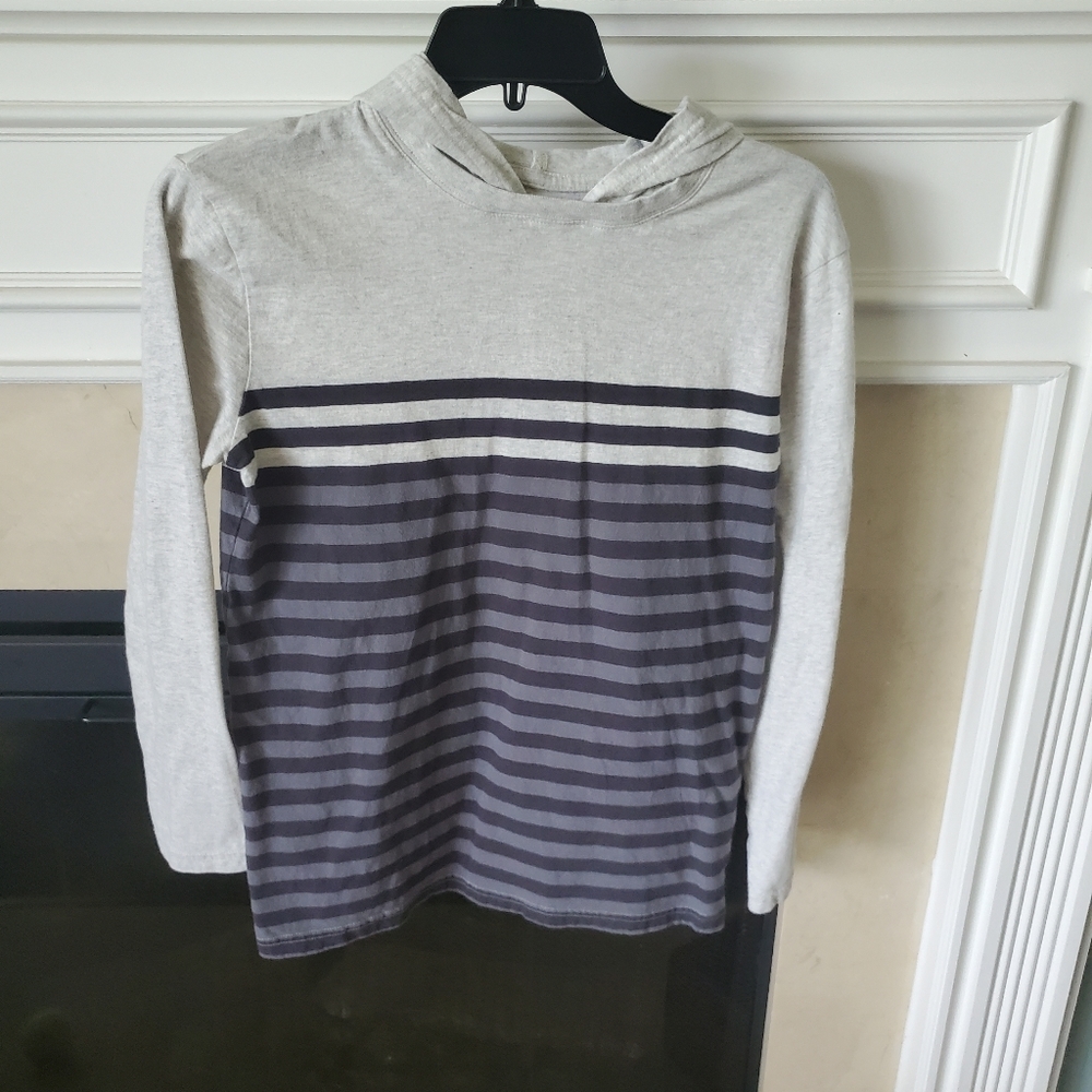 Boys long sleeve Children's Place t shirt